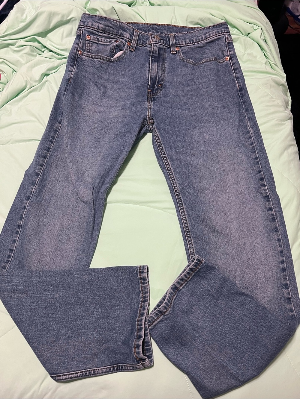 Levi’s 505 Men’s Regular Fit Jeans – W34 L32 – Medium Wash